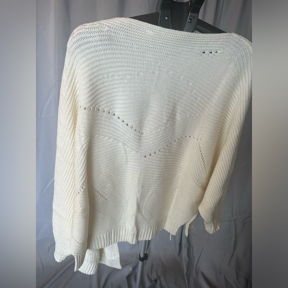 NWOT Cream studded sleeve cardigan only worn once - Picture 7 of 12